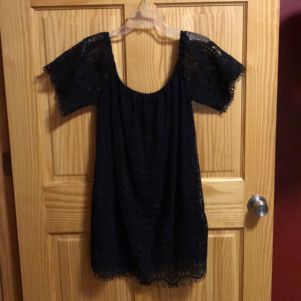 Cotton Candy Black crocheted style top, sz L